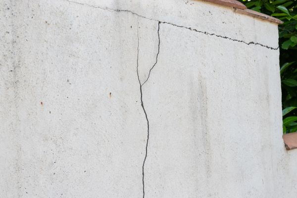 Foundation Crack Patching in Toledo